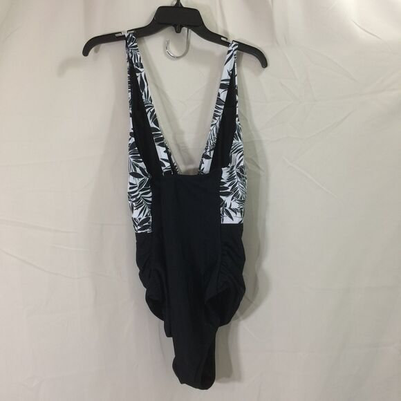 Yonique Black White Swimsuit 18W New One Piece Deep V Neck Tummy Control NWT - Picture 4 of 7